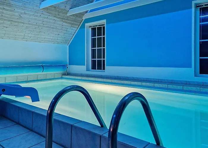 Luxury Retreat Near - By Traum *